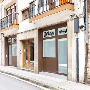Santa Marina Apartamentuak Apartamento Zarautz