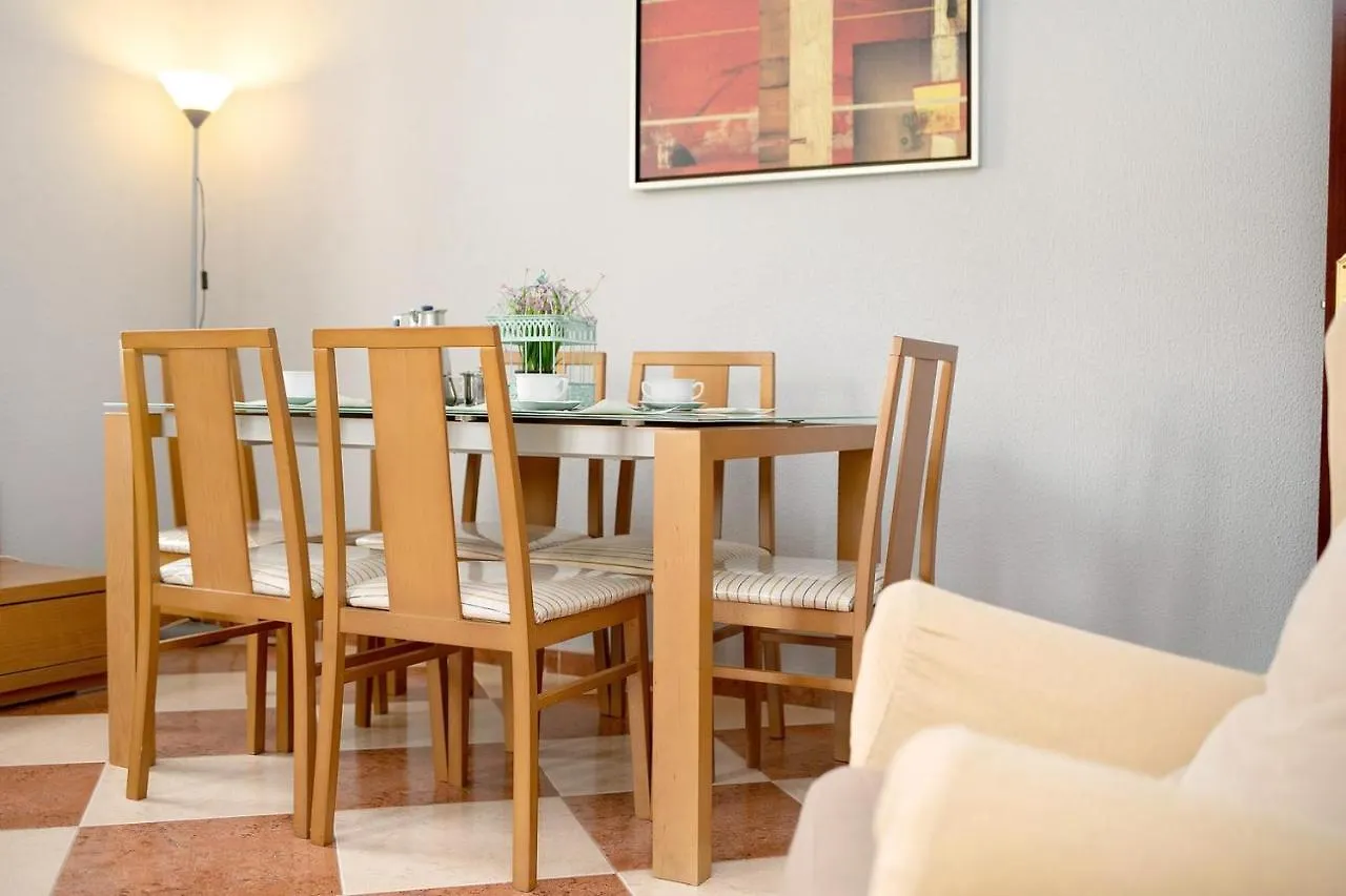 Grand Beachside Apartment - Cádiz