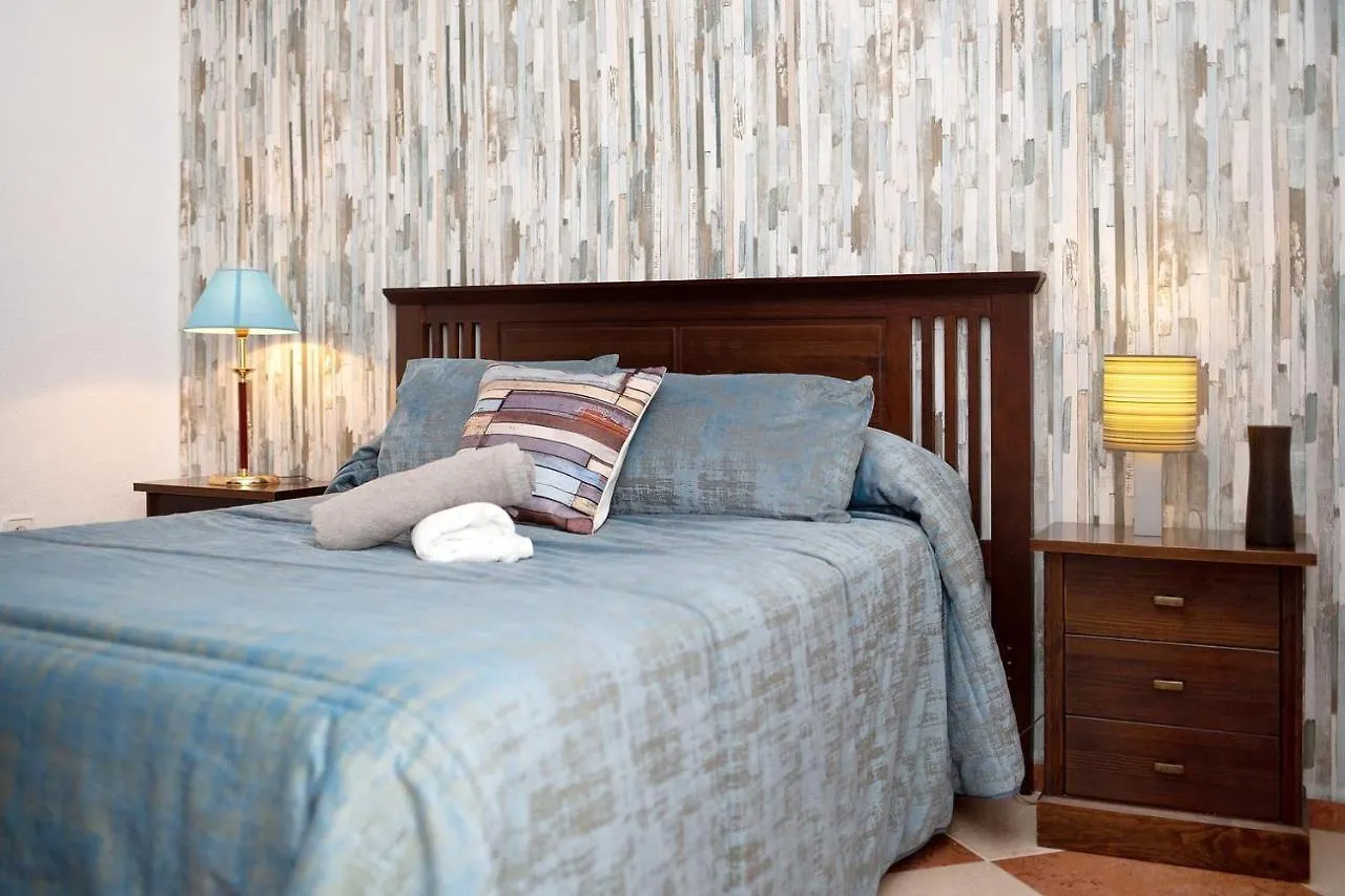 Grand Beachside Apartment - Cádiz 0*,